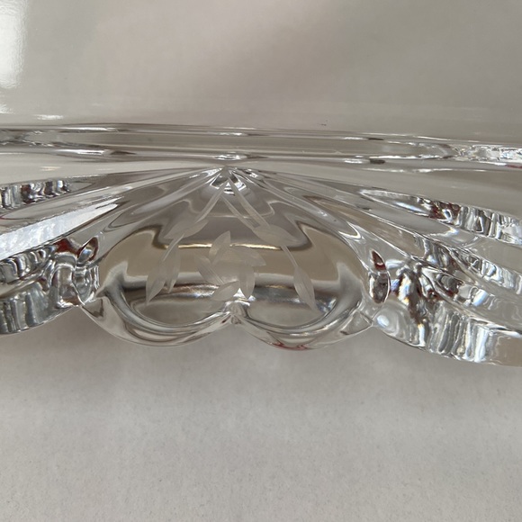 Beautiful Heavy Glass 5x7 Picture Frame - Picture 6 of 7